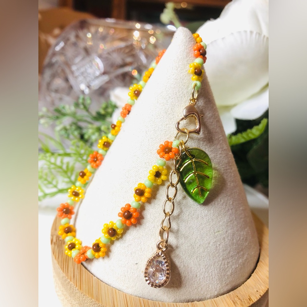 Gold Beaded Bracelet Mums Sunflower Green Heart Clasp Charm minimalist NEW